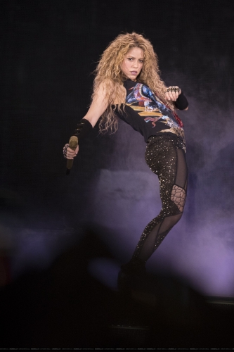 www_shakirabrasil_com00008.jpg