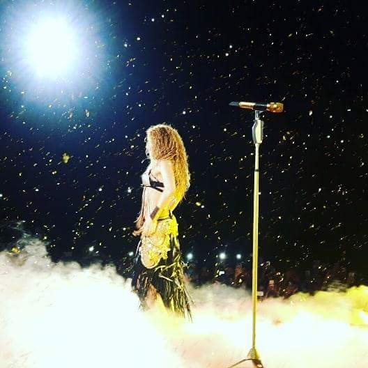 www_shakirabrasil_com~06.jpg