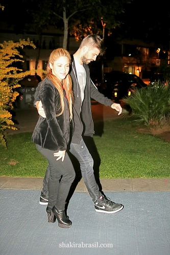 www_shakirabrasil_com~04.jpg