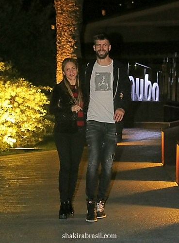 www_shakirabrasil_com~05.jpg
