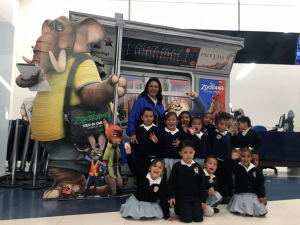 03 de MarÃ§o de 2016 - Hoje os estudantes da @fpiesdescalzos assistiram #Zootopia graÃ§as ao #CompromissoDisney! Eles estavam ZOOPER animados! 2

Today the @fpiesdescalzos students watched #Zootopia thanks to #CompromisoDisney! They were ZOOPER excited! 

Hoy los alumnos de la @fpiesdescalzos vieron #Zootopia gracias a #CompromisoDisney! CÃ³mo ven, estÃ¡n ZOOPER felices! 
