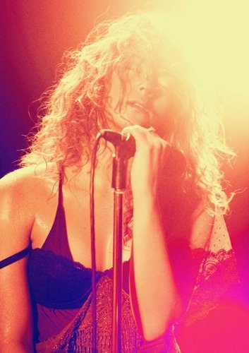 _www_shakirabrasil_com__004~7.jpg
