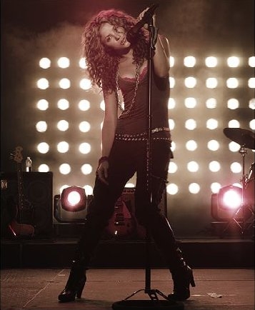 _www_shakirabrasil_com__026.jpg