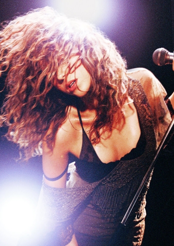 _www_shakirabrasil_com_~6.jpg
