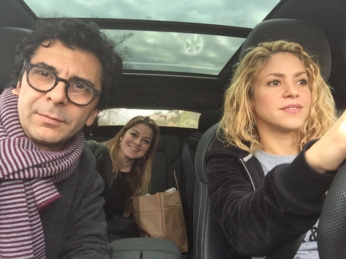 27 de MarÃ§o de 2016 - Dirigindo procurando os ovos de PÃ¡scoa!

Driving looking for Easter Eggs! Manejando buscando los huevos de Pascua!
