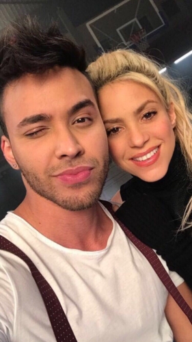 Â¿Ya escuchaste #DejaVu con @shakira? EnvÃ­anos tus comentarios ðŸ”¥ (link: http://smarturl.it/DejaVuiTunes) smarturl.it/DejaVuiTunes #PrinceRoyceFIVE 

Foto compartilhada por Prince Royce.
