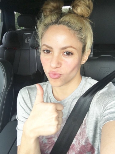Just approved an awesome mix of "When a woman" for my new album! Can't get enough of this song! Shak 

Aprobando la mezcla de "When a woman" para mi nuevo Ã¡lbum. Me encanta esta canciÃ³n! Shak 
