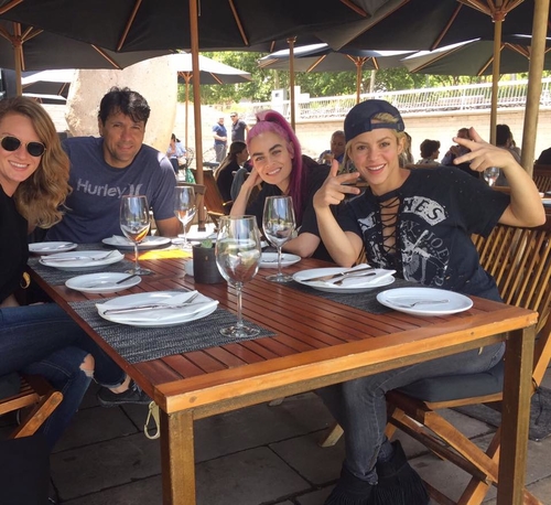 Con mi equipo! / With my team! Shak
