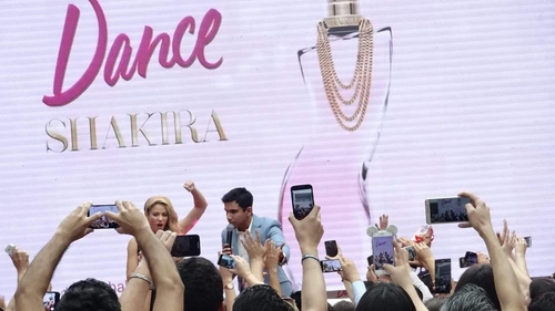 _www_shakirabrasil_com__105.jpg