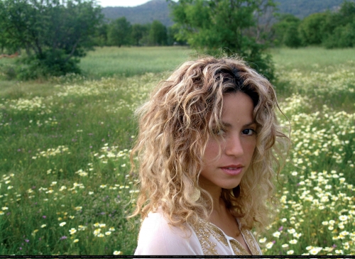 www_shakirabrasil_com00001~82.jpg
