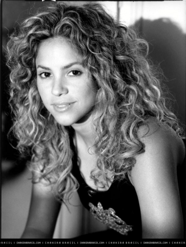 www_shakirabrasil_com00001~91.jpg