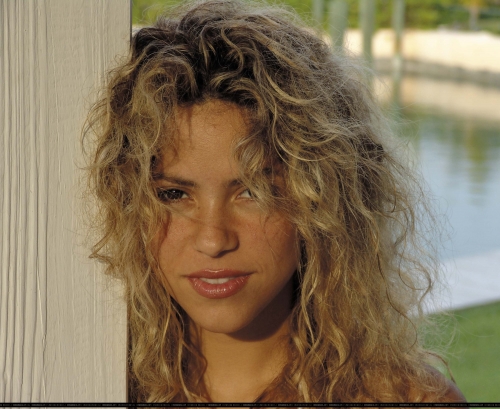 www_shakirabrasil_com00002~63.jpg