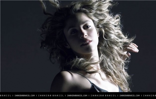www_shakirabrasil_com00002~82.jpg