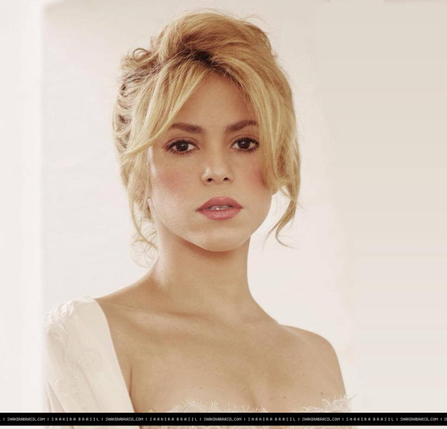 www_shakirabrasil_com00004~16.jpg
