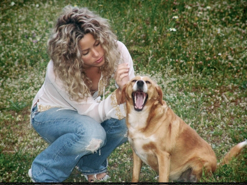 www_shakirabrasil_com00004~64.jpg