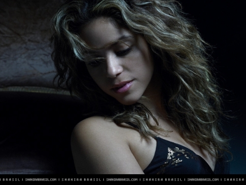 www_shakirabrasil_com00004~74.jpg