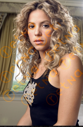 www_shakirabrasil_com00005~60.jpg