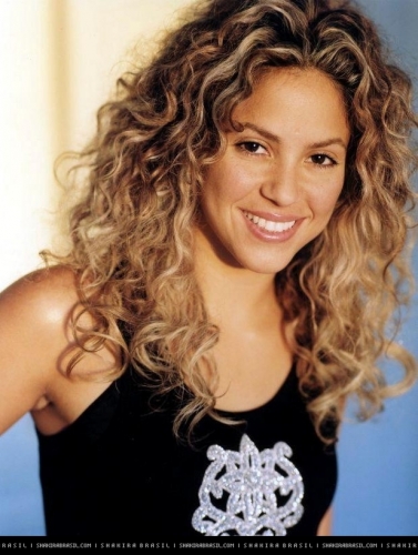 www_shakirabrasil_com00005~67.jpg