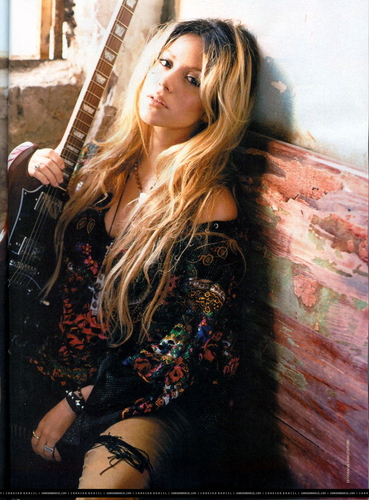 www_shakirabrasil_com00006~35.jpg