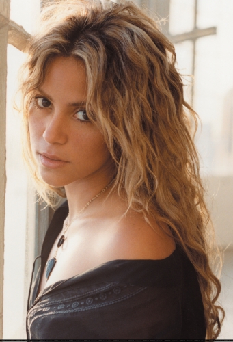 www_shakirabrasil_com00006~49.jpg