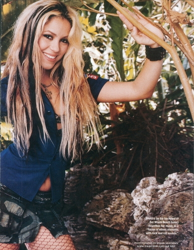 www_shakirabrasil_com00007~34.jpg