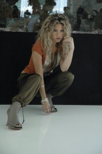 www_shakirabrasil_com00010~46.jpg