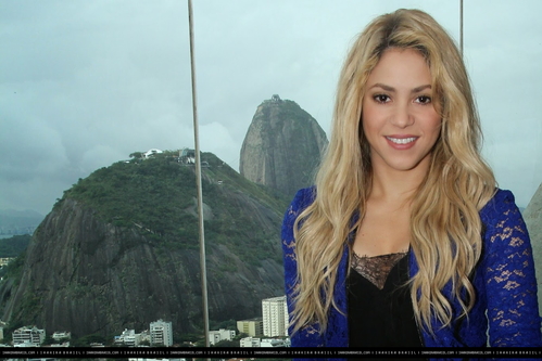 www_shakirabrasil_com00011~12.jpg