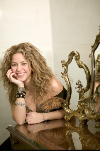 www_shakirabrasil_com00016~32.jpg