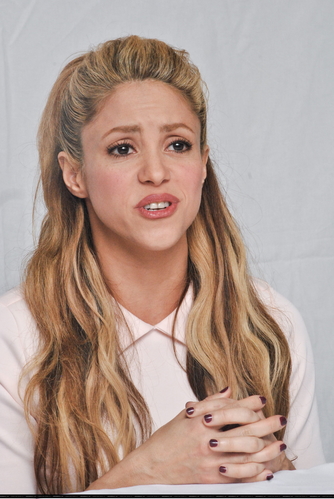 www_shakirabrasil_com00016~8.jpg