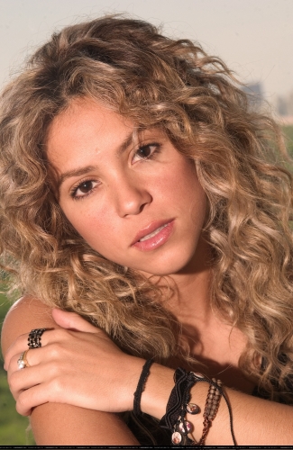 www_shakirabrasil_com00017~28.jpg