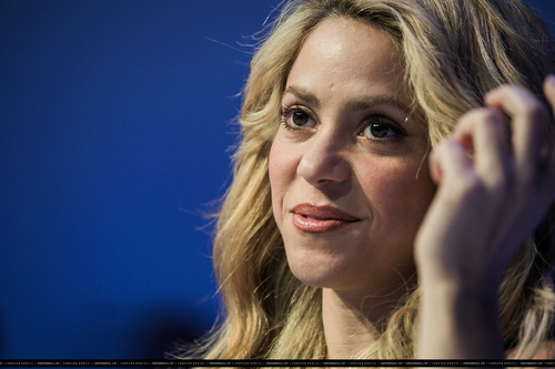 www_shakirabrasil_com00018~9.jpg