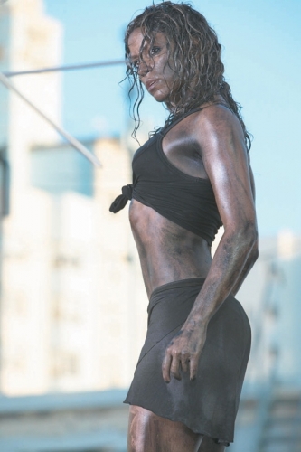 www_shakirabrasil_com00027~15.jpg