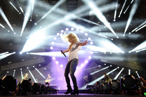www_shakirabrasil_com00035~19.jpg