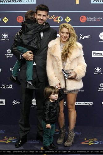 www_shakirabrasil_com00037~9.jpg