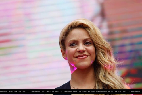 www_shakirabrasil_com00039~11.jpg