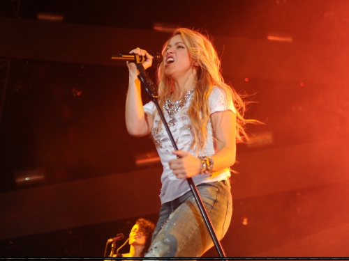 www_shakirabrasil_com00051~15.jpg