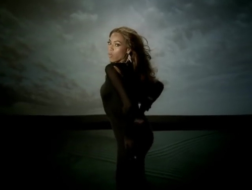 www_shakirabrasil_com00054~6.jpg