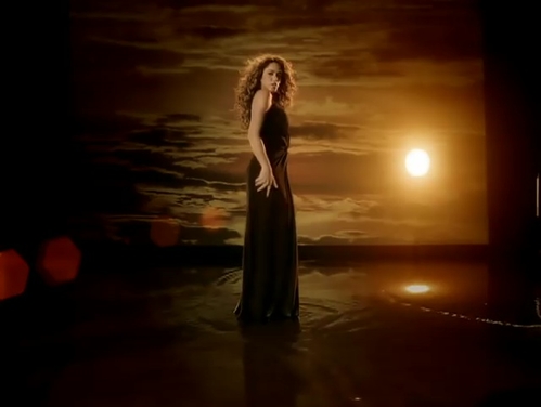 www_shakirabrasil_com00061~6.jpg
