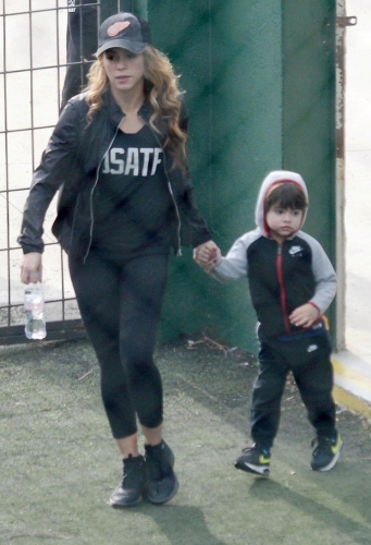 www_shakirabrasil_com0006~8.jpg