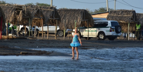 www_shakirabrasil_com0007~15.jpg