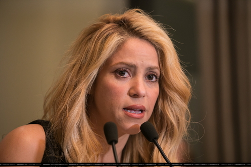 www_shakirabrasil_com00080~8.jpg