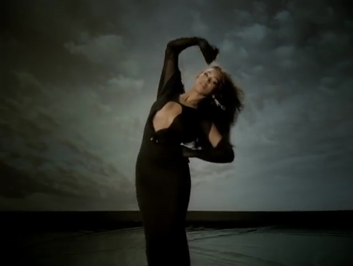 www_shakirabrasil_com00085~6.jpg