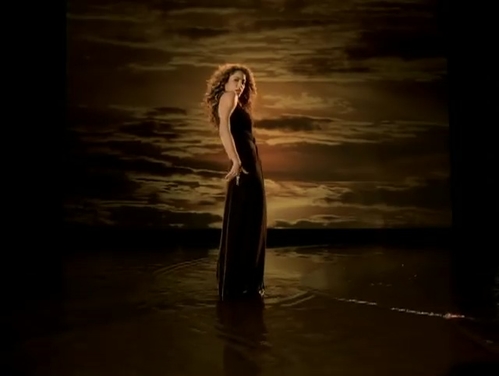www_shakirabrasil_com00087~6.jpg