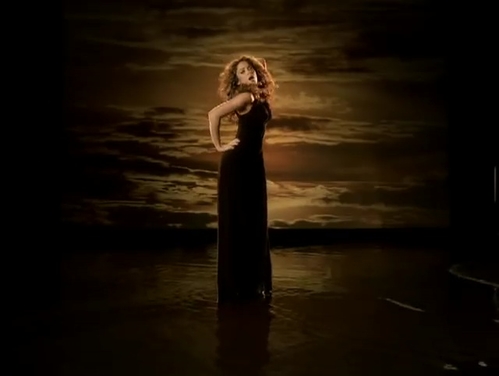 www_shakirabrasil_com00093~6.jpg