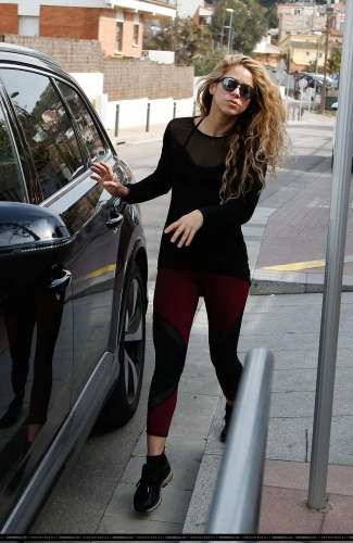 www_shakirabrasil_com0009~9.jpg