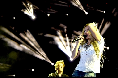 www_shakirabrasil_com00108~13.jpg