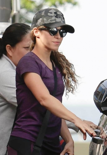 www_shakirabrasil_com0012~9.jpg