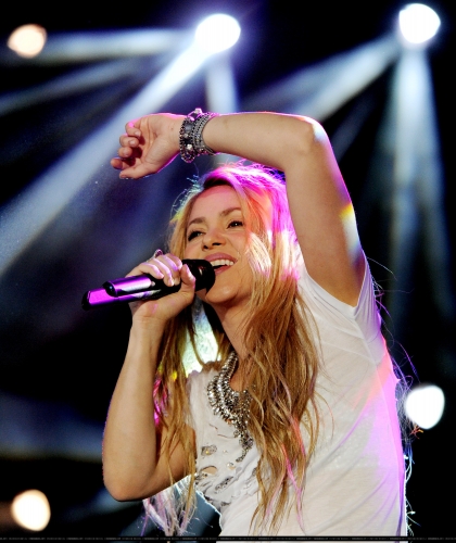 www_shakirabrasil_com00194~11.jpg