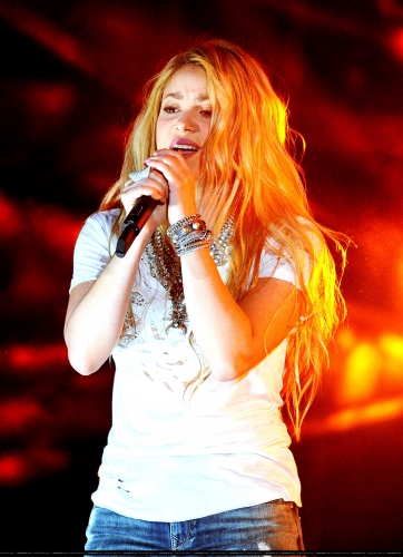 www_shakirabrasil_com00226~11.jpg