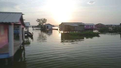 www_shakirabrasil_com00246~2.jpg